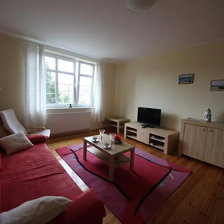 Apartment Nadmorski 4 *