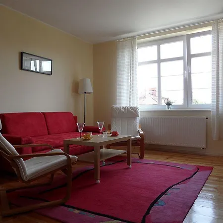 Apartment Nadmorski 4 *