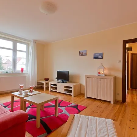 Apartament Nadmorski 4 *